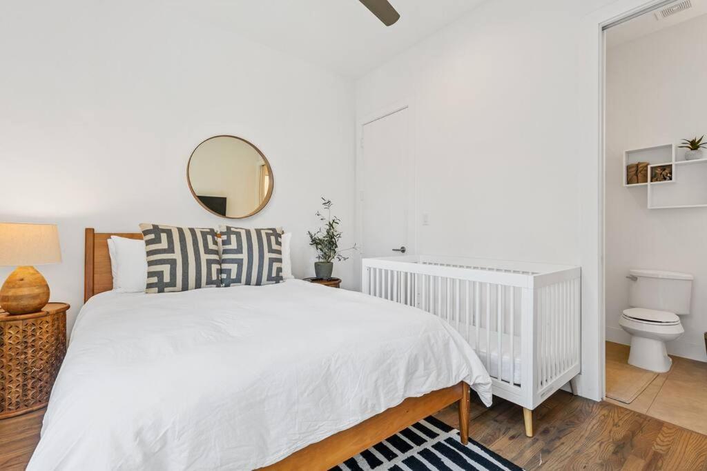 Beautiful Perfectly Located Luxury 2 Bed Townhome Dallas Exterior photo